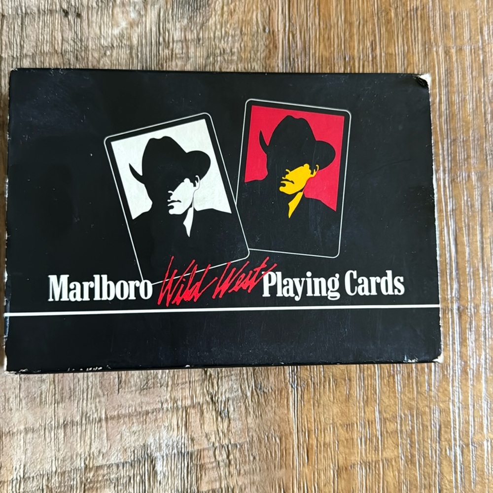 Marlboro Wild West playing cards-vintage and collectible new
